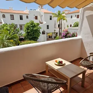 https://boho-suite-fairways-club.in-canary-islands.com